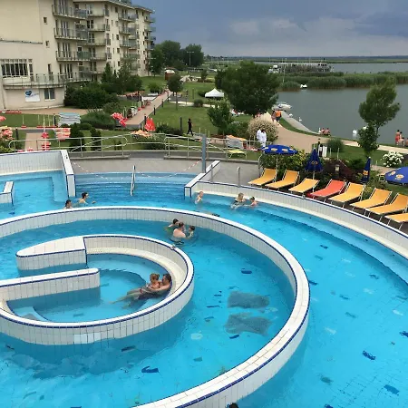 Aqua Superior Apartment Velence